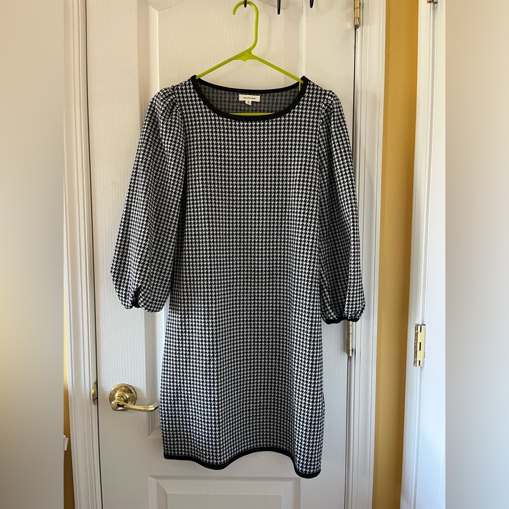 Max Studio Elegant Black and White Houndstooth Dress